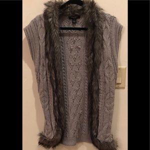 Sweater with faux fur trim